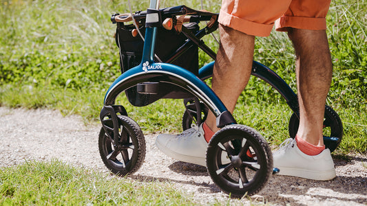 Saljol Carbon Fibre rollator with Drag Brakes