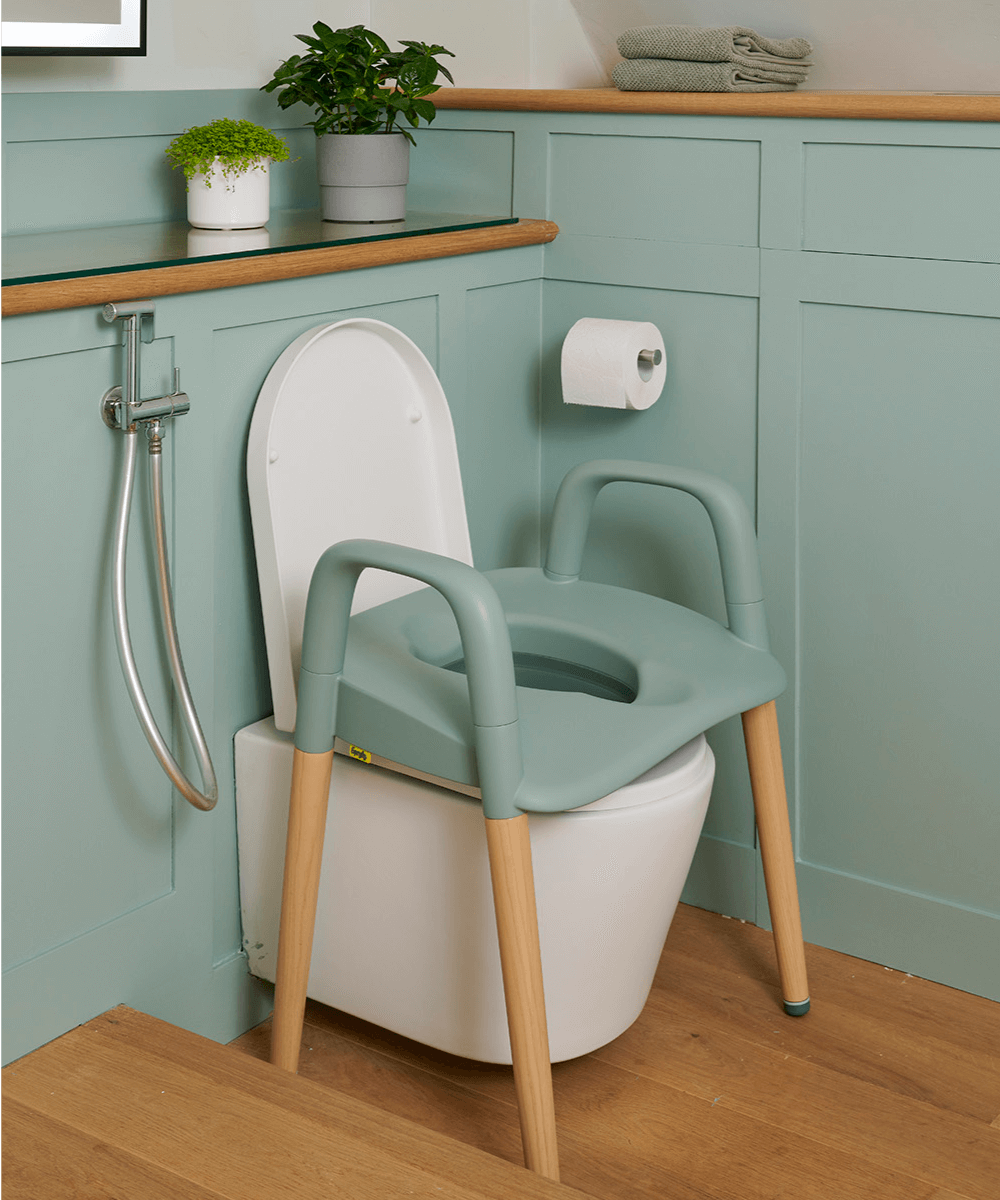 Spryly Poise Raised Toilet Seat